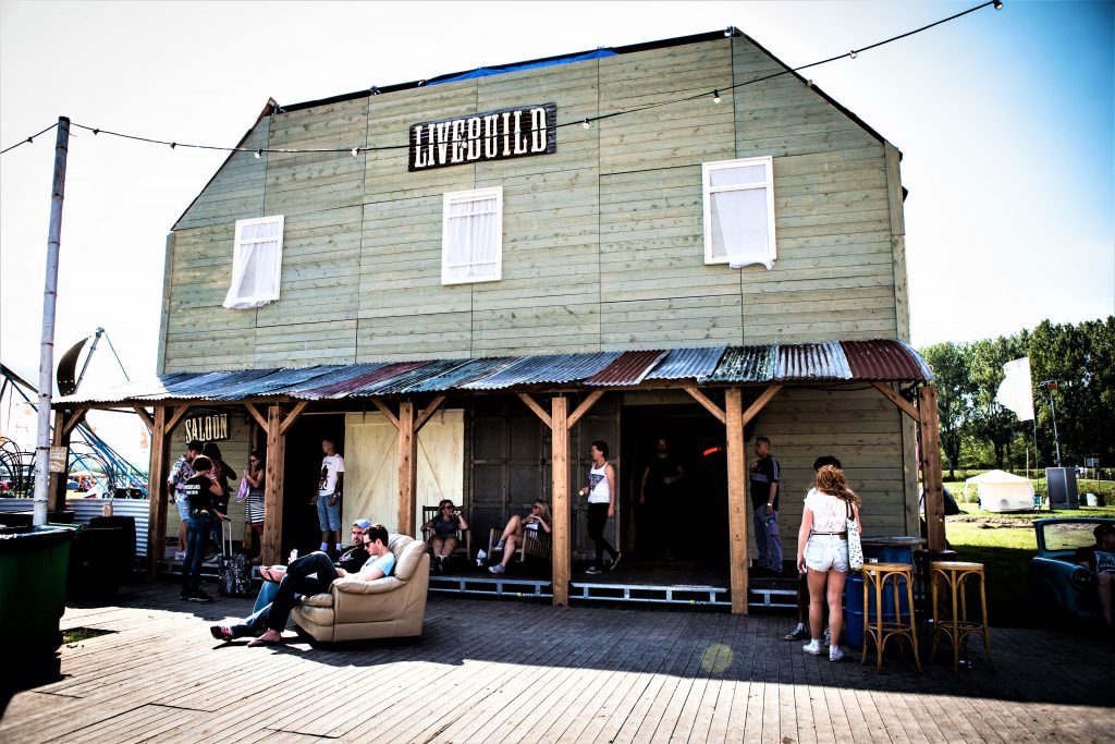 LiveBuild Saloon op Mysteryland